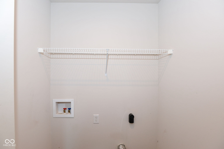 Listing Image 27