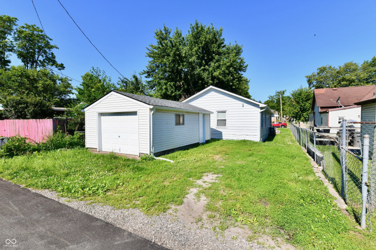 Listing Image 41