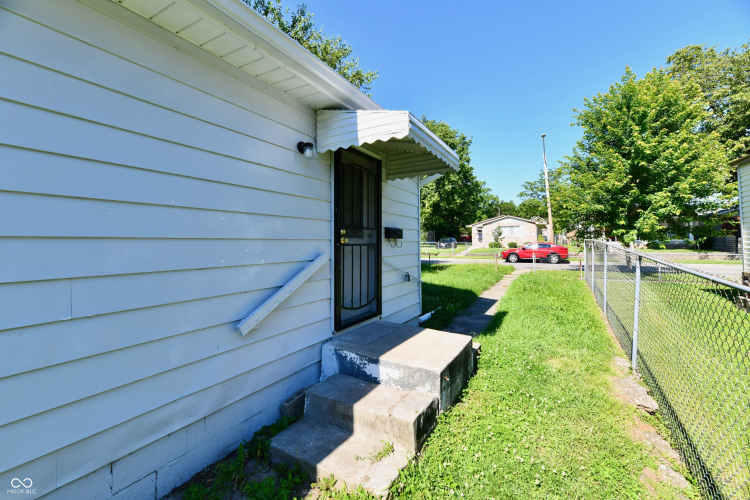 Listing Image 45
