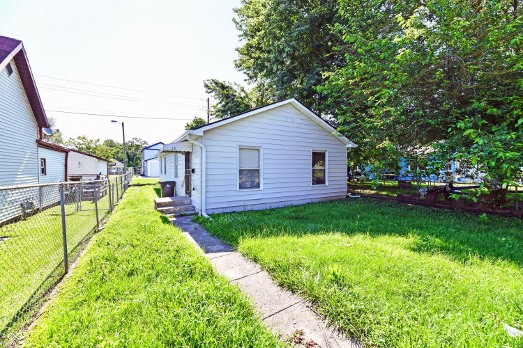 Listing Image 46