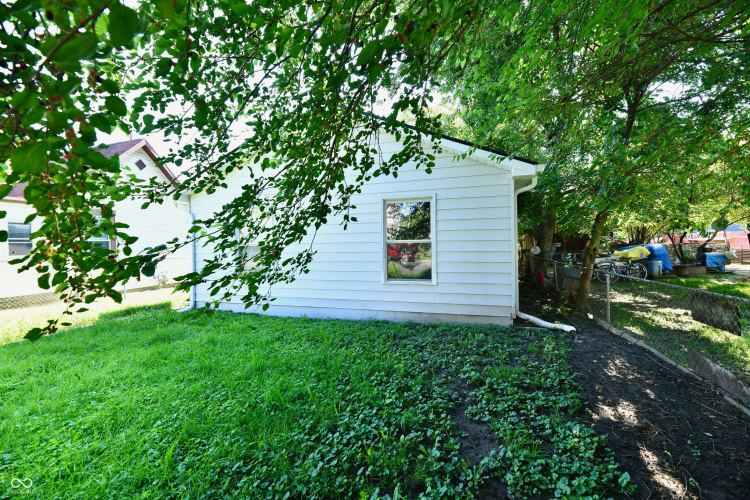Listing Image 49