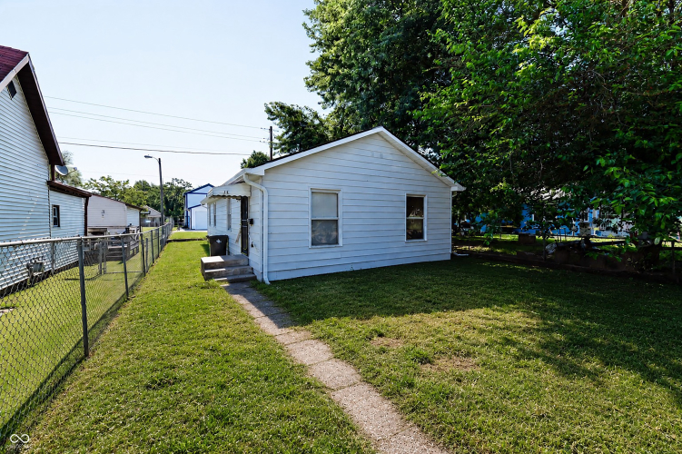 Listing Image 52