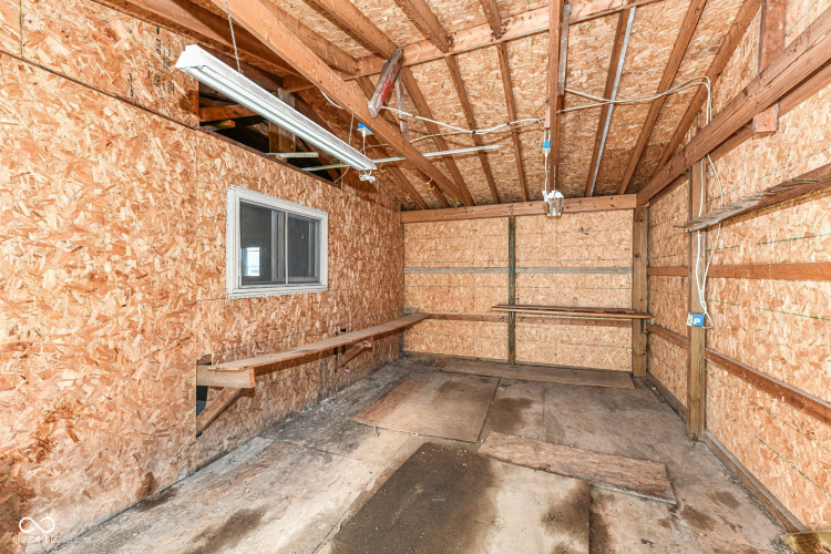 Listing Image 25