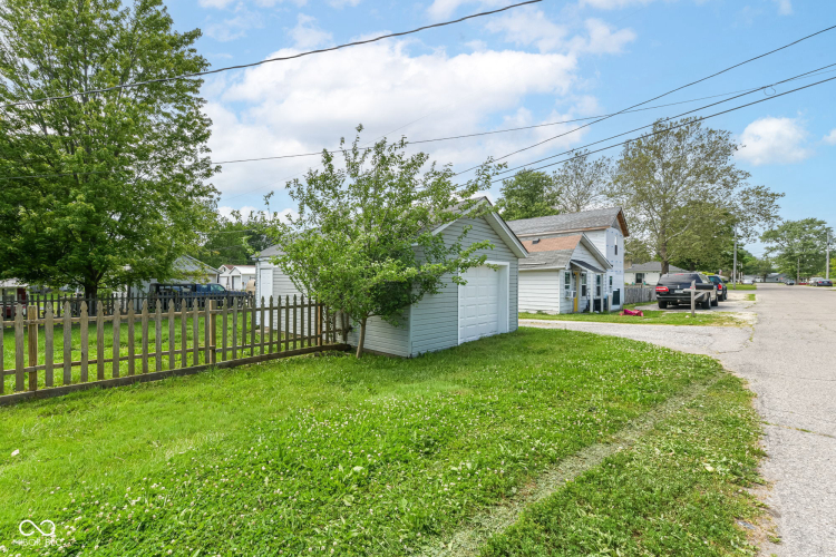 Listing Image 26