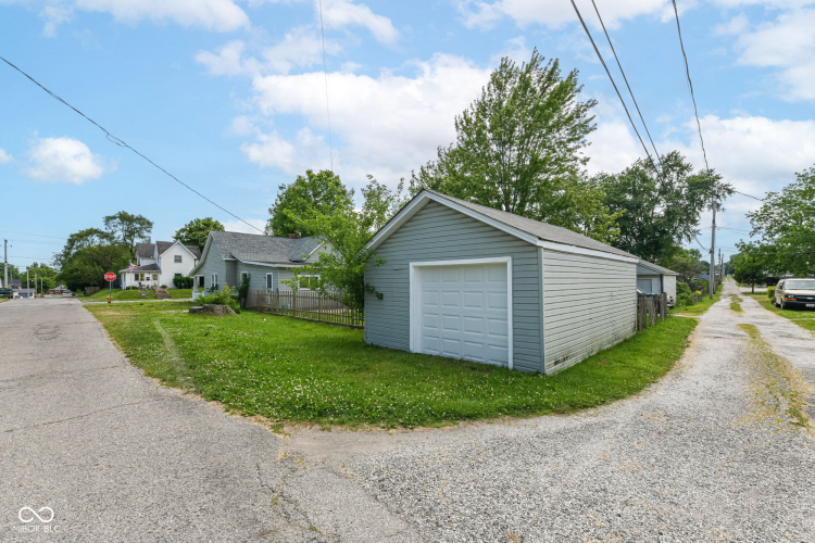 Listing Image 27