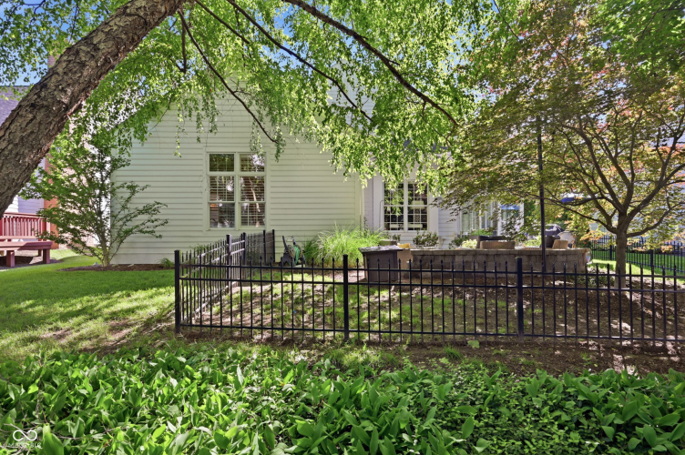 Listing Image 28