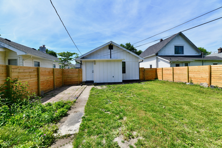 Listing Image 27