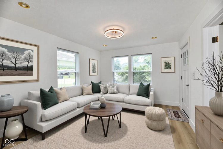 Listing Image 5