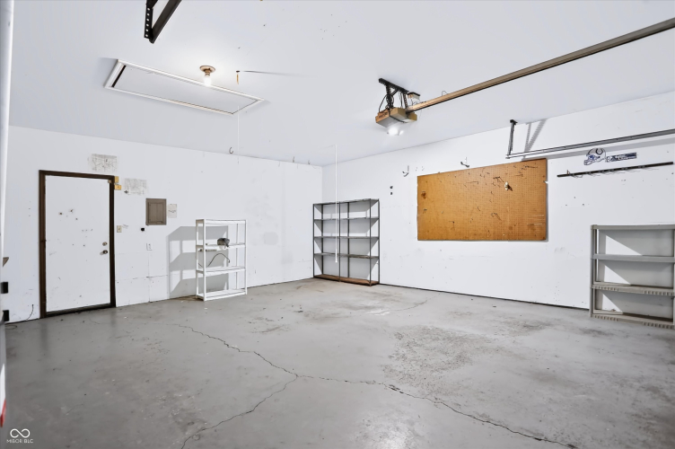 Listing Image 46