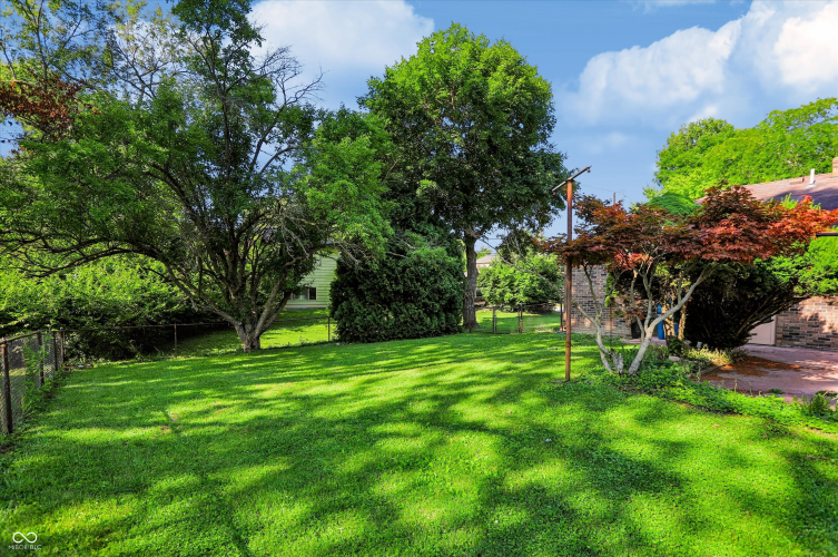 Listing Image 52