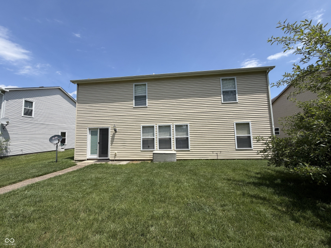 Listing Image 17