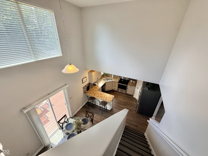 Listing Image 16