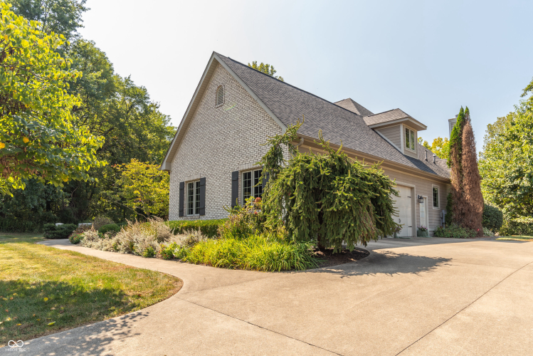 Listing Image 45