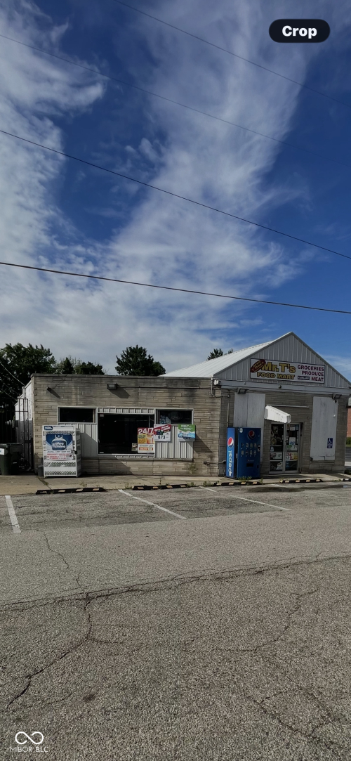 Listing Image 3