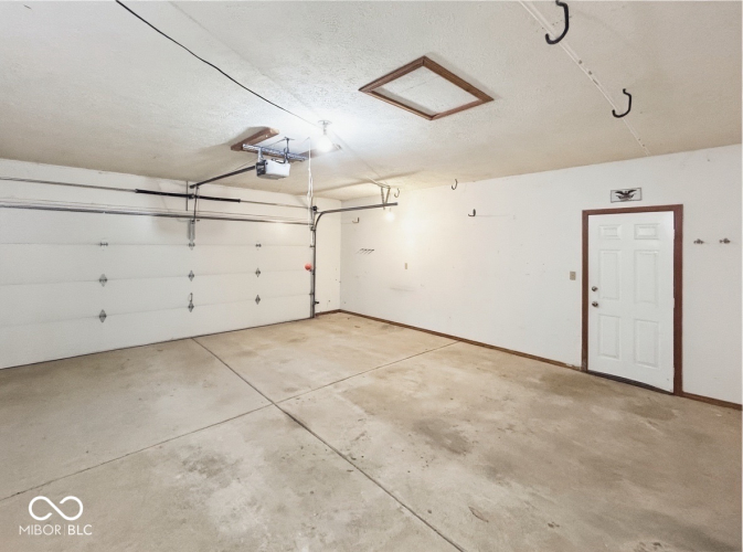 Listing Image 45