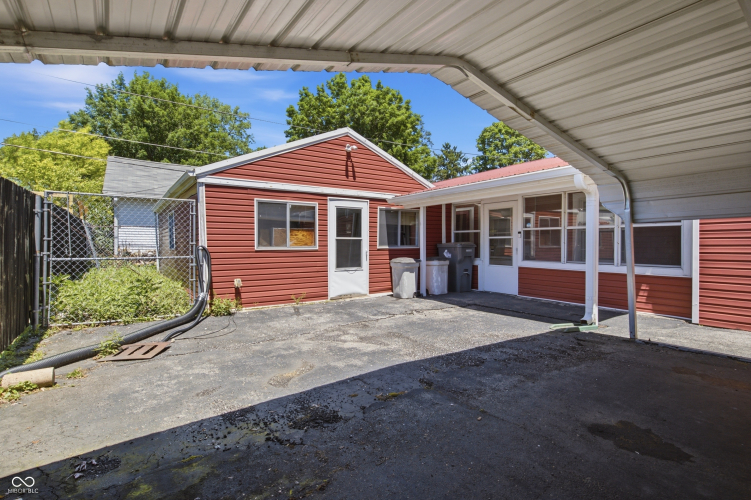 Listing Image 25