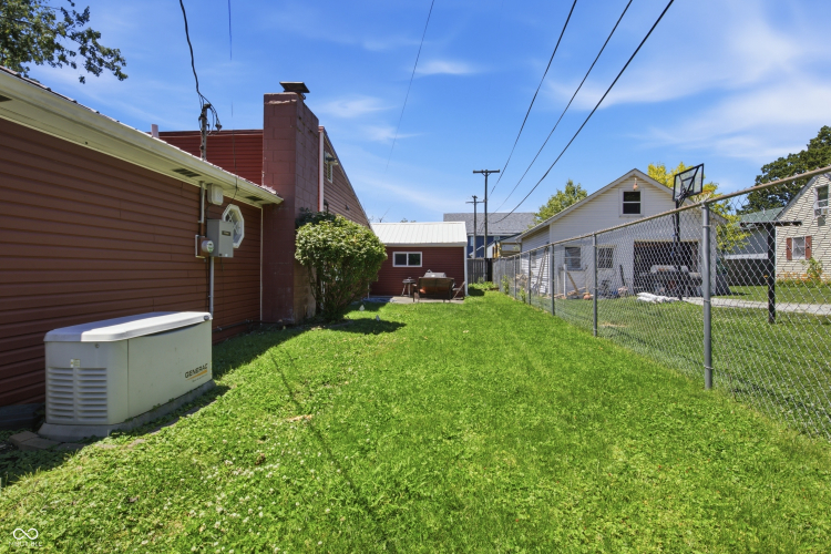 Listing Image 32