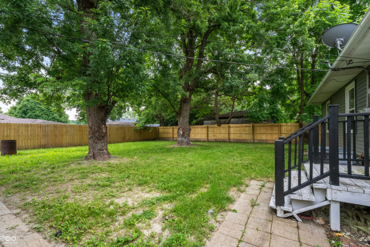 Listing Image 11