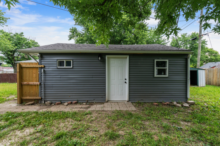 Listing Image 28