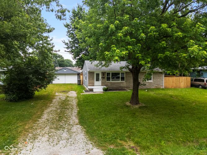 Listing Image 4