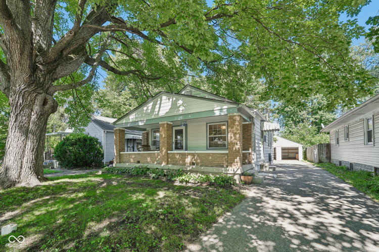 Listing Image 2