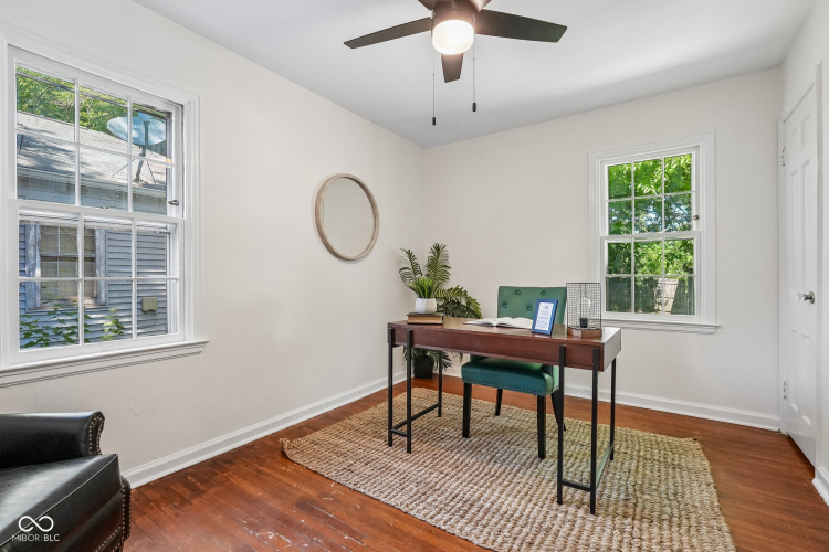 Listing Image 14