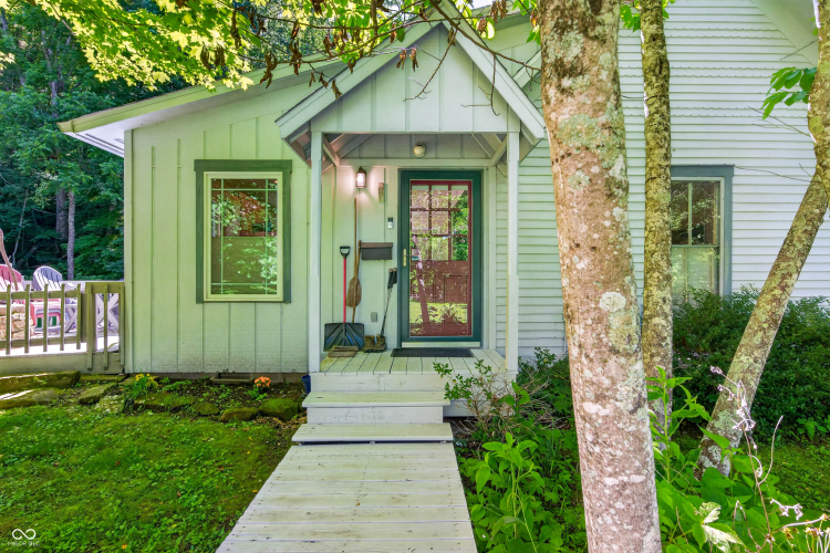 Listing Image 11