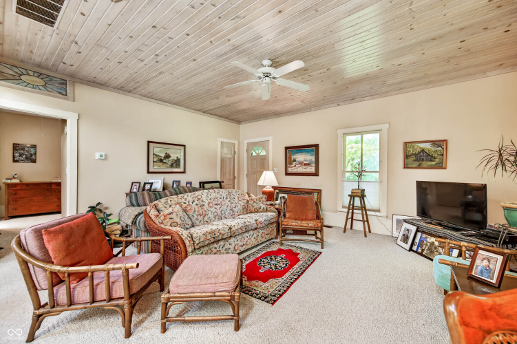 Listing Image 23