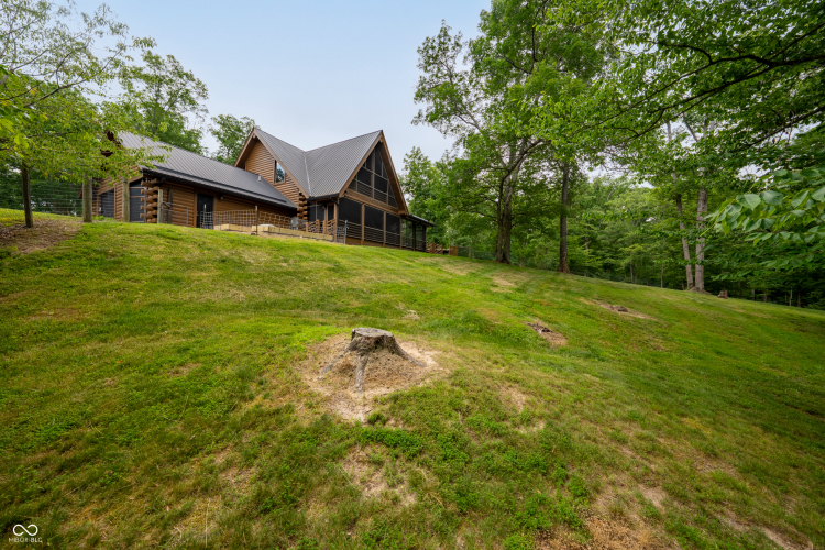 Listing Image 42