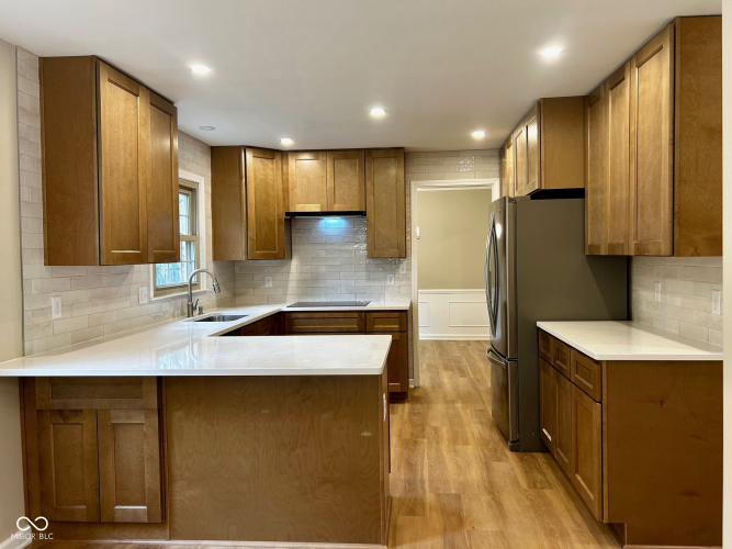 Listing Image 13