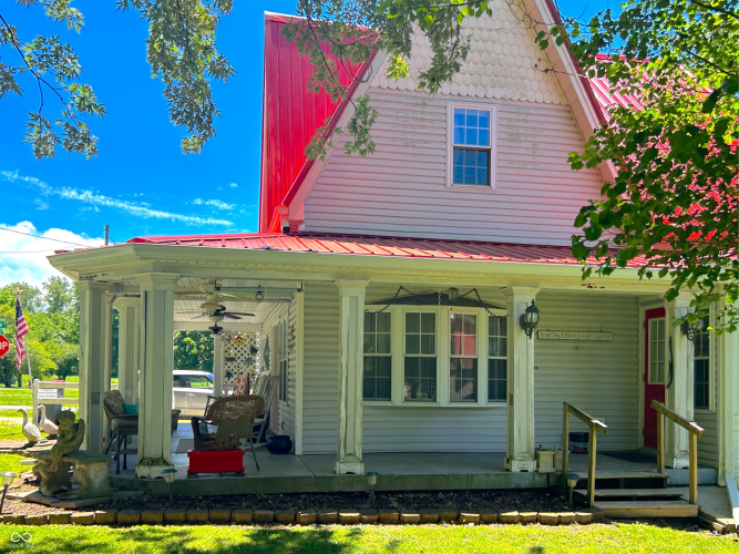 Listing Image 10
