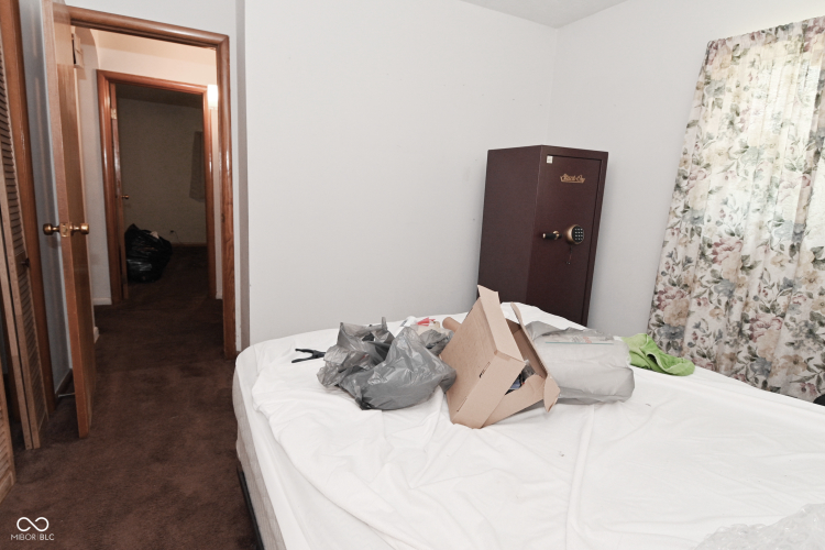 Listing Image 33