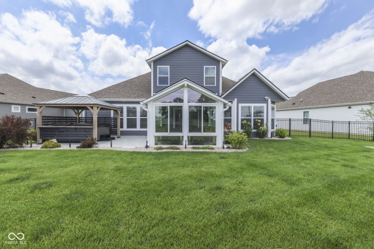 Listing Image 44