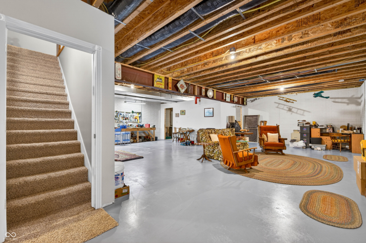 Listing Image 54