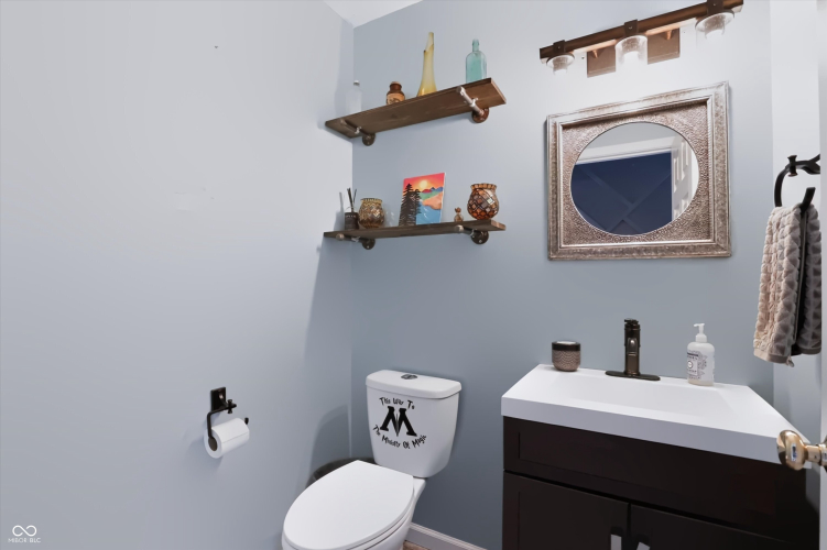 Listing Image 22