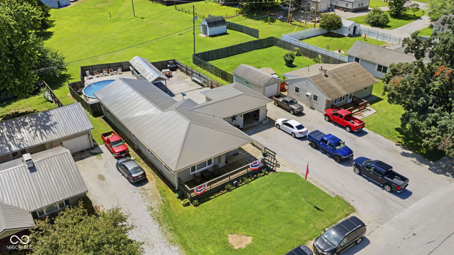 Listing Image 11