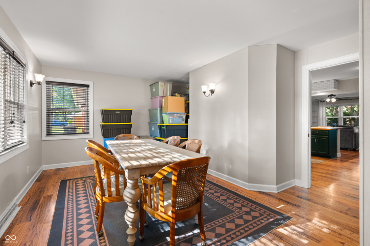 Listing Image 20