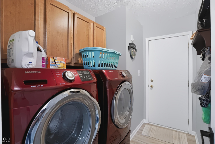 Listing Image 25