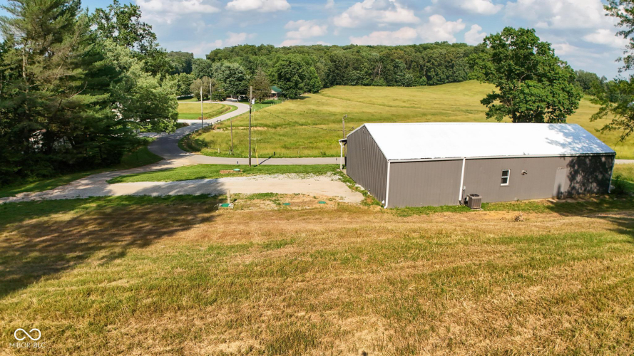 Listing Image 18
