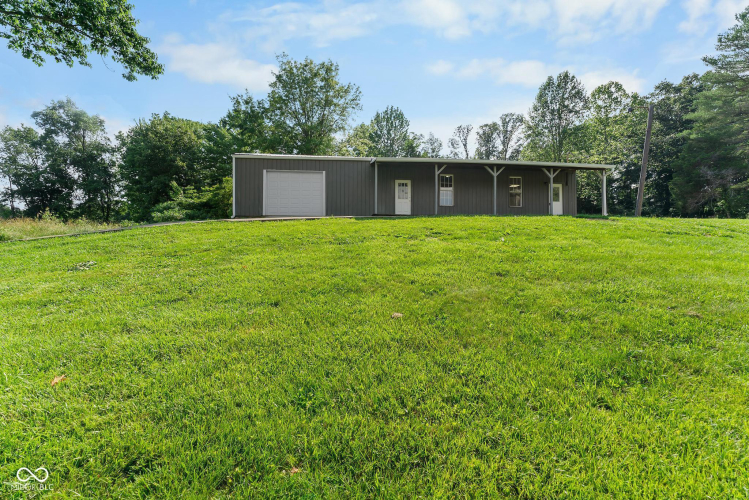 Listing Image 19