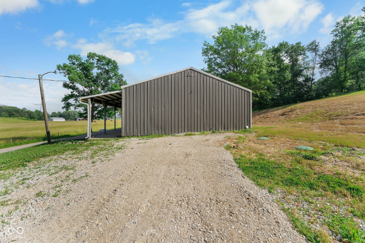 Listing Image 24