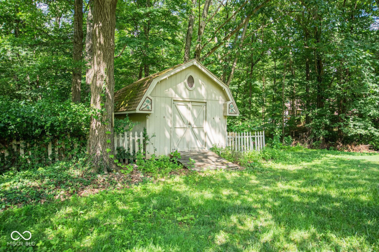 Listing Image 17