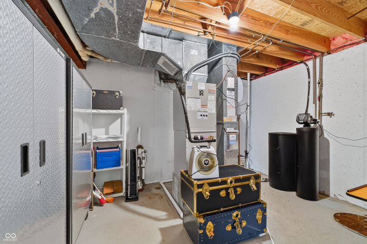 Listing Image 31
