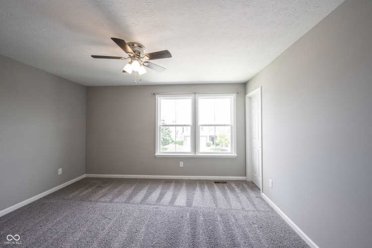 Listing Image 58