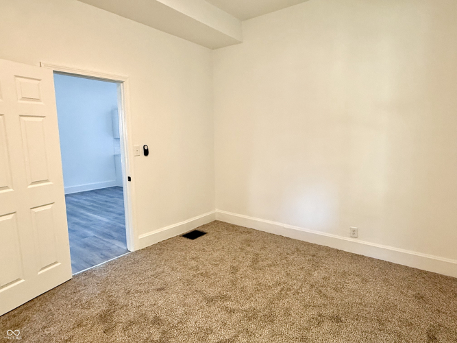 Listing Image 45
