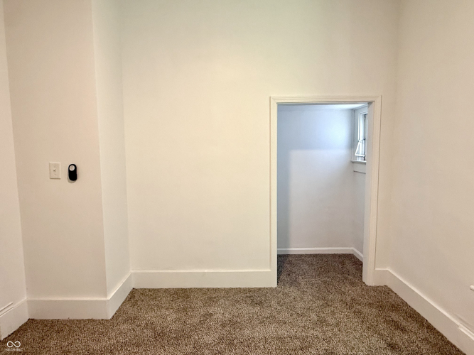 Listing Image 50