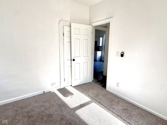 Listing Image 61
