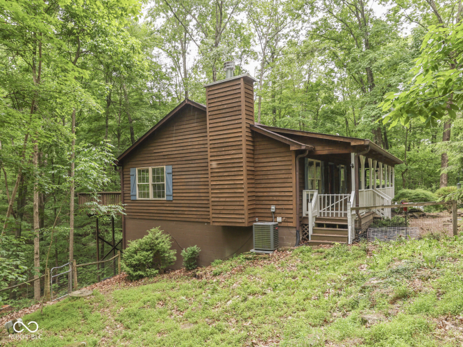 Listing Image 5