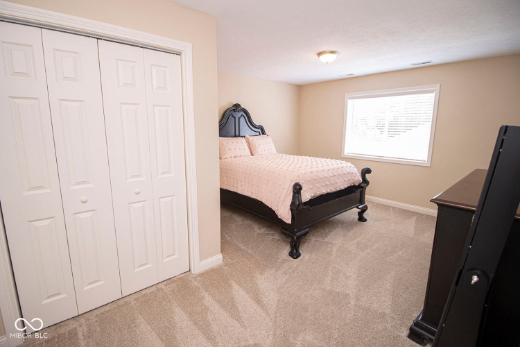 Listing Image 55