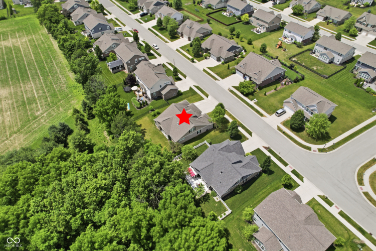 Listing Image 44